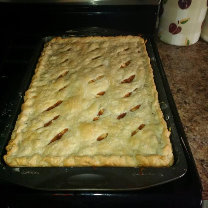 Apple Slab Pie