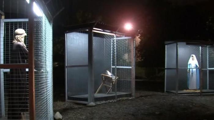 nativityinacage_hdv_0